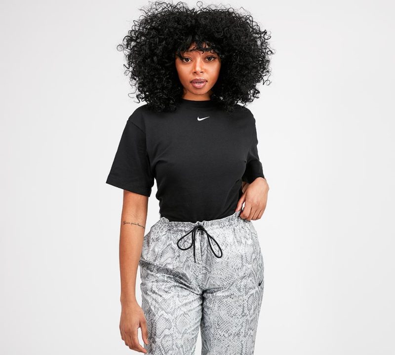 Nike Womens Essential Bodysuit