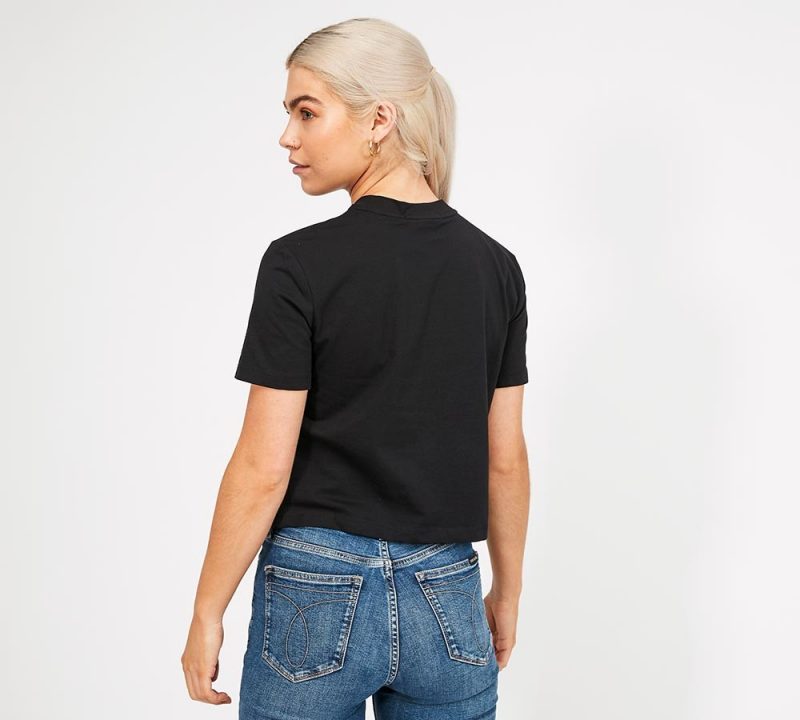 Calvin Klein Jeans Womens Straight Logo Cropped T-Shirt